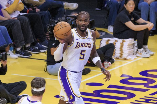 Perkins: Tòa tháp đôi nổi tiếng của giải đấu. Liệu Lakers có sử dụng sự kết hợp giữa Hayes và Ayton 