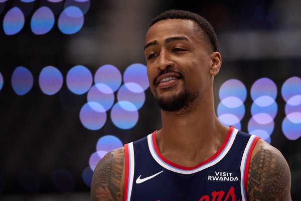 Tại sao Xiaoka lại cần Collins khi anh ấy đạt 4? Làm thế quái nào mà Clippers lại bị Phó chủ tịch We