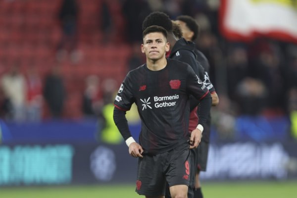 PV: Echeverry không hài lòng với thời gian thi đấu ở Leverkusen và mong được trở lại River Plate