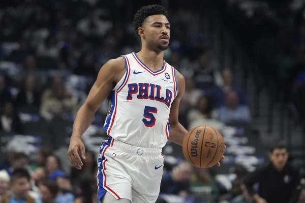 Giết Nico! Grimes đã ghi trung bình 18,2 điểm, 4,8 rebound, 5,2 kiến ​​​​tạo và 3,2 ba điểm mỗi trận