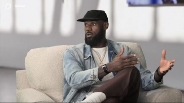 James: Tôi đặt công việc kinh doanh chính của mình lên hàng đầu. Tôi hiểu rằng nếu tôi không trau dồ